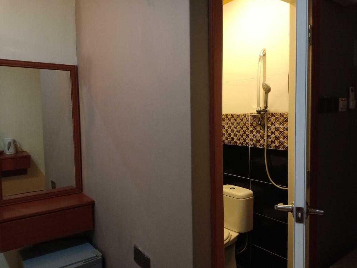 Tc Inn Business Hotel @ Seri Kembangan Exterior photo