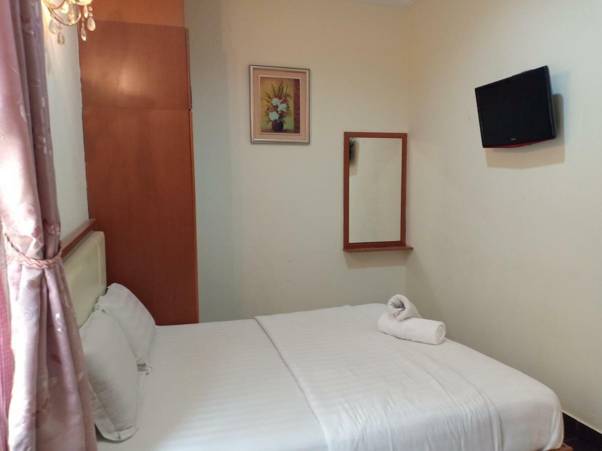 Tc Inn Business Hotel @ Seri Kembangan Exterior photo