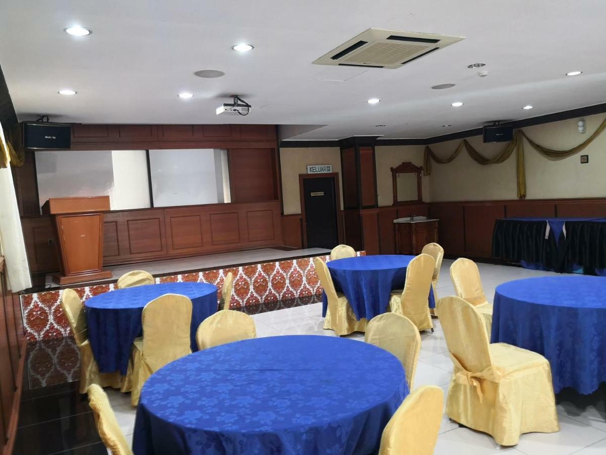 Tc Inn Business Hotel @ Seri Kembangan Exterior photo